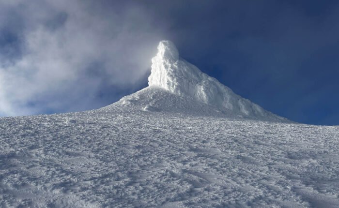 snæfellsjökull, great glacier in snæfellsness peninsula 1444m asl iceland